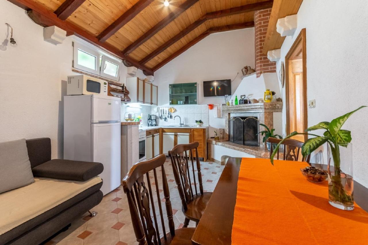 Apartments Darija プチシャ エクステリア 写真