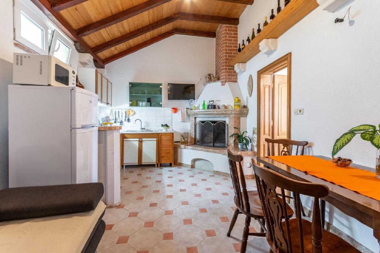 Apartments Darija プチシャ エクステリア 写真