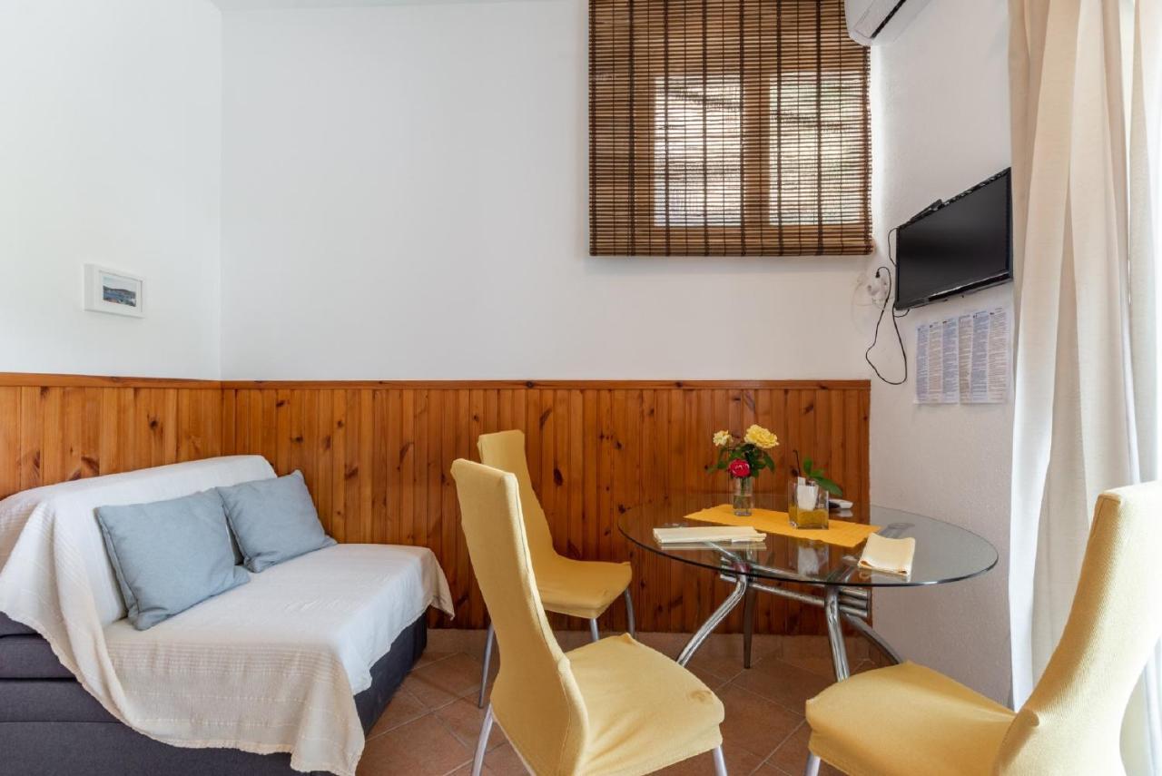 Apartments Darija プチシャ エクステリア 写真