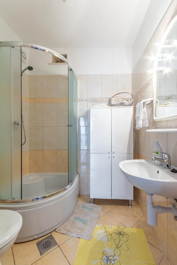 Apartments Darija プチシャ エクステリア 写真